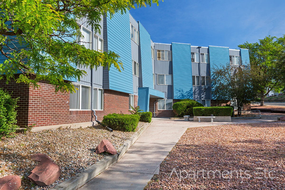 Creek_View_Apartment_Homes_For_Rent_80910