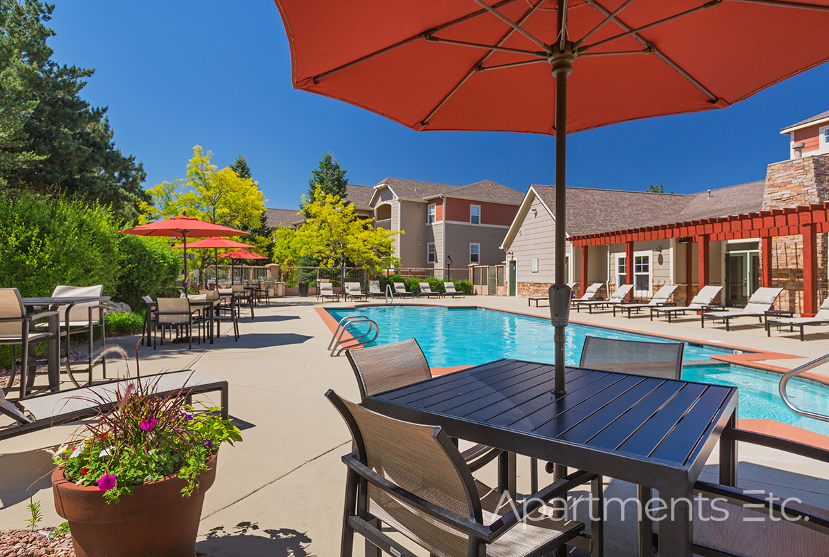 Stetson_Ridge_Apartments_resort_style_pool_and_spa