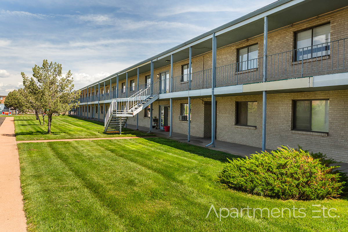 Vista_Ridge_Apartments_Fountain_CO_80817_Apartments_For_Rent_Exterior