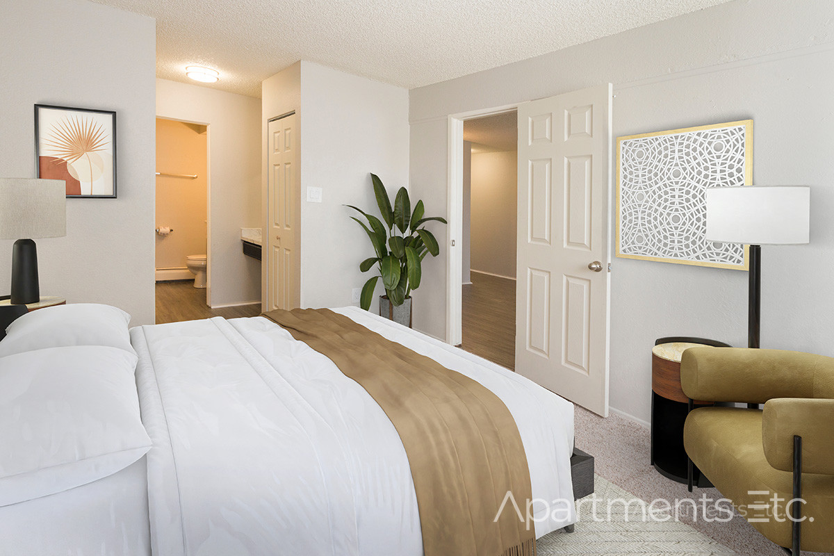 Pine_Crest_01_Pine_Crest_CS_Fall_2018_Virtually-Staged